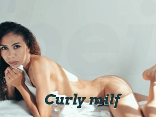 Curly_milf